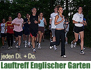 Betreute Lauftreffs der HypoVereinsbank BKK München jeden Dienstag und Donnerstag. Zur Motivation der Läufer nehmen regelmäßig Prominente an den Treffs teilnehmen. Jeder Laufinteressierte ist eingeladen (Foto: Martin Schmitz)